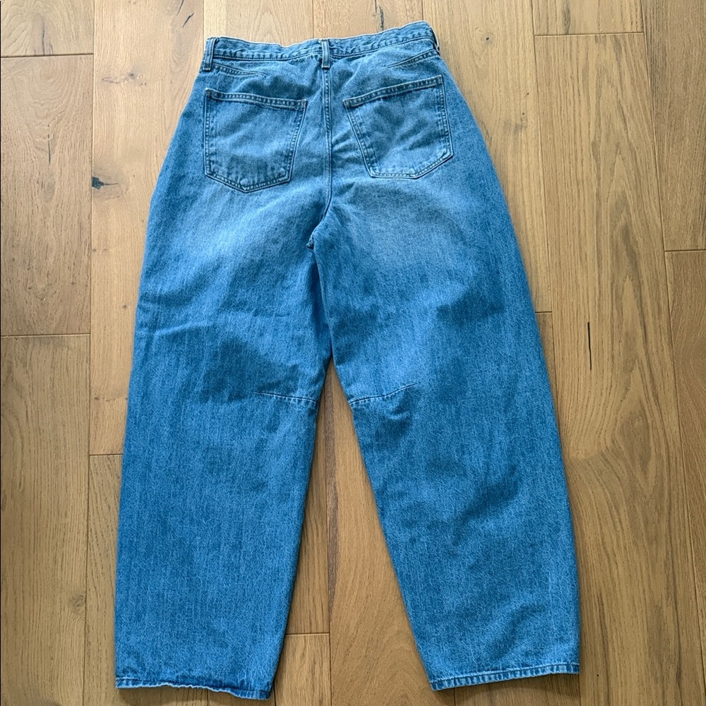 Universal Thread High Rise Curved Leg Jean - image 7